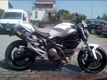 Ducati Monster 696+