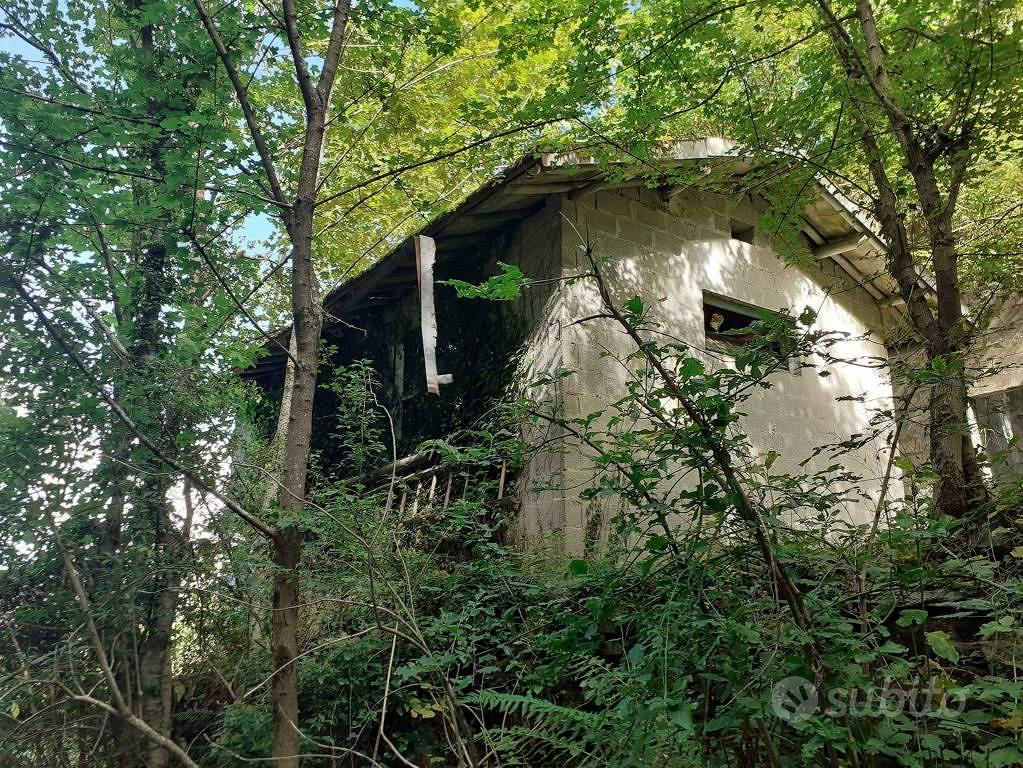 Rustico / Casale di 45 m² a Lezzeno - Vista 3
