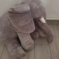 elefante peluche gigante
