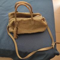 borsa twin set con manici rovinati