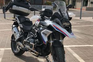 BMW r1250GS