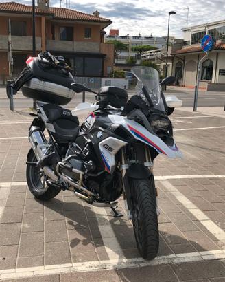 BMW r1250GS