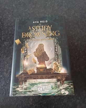 Libro "La storia sommersa" - Fantasy - nuovo