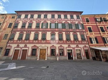6 LOCALI A LA SPEZIA