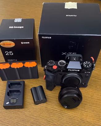 Fujifilm X-T5 Black + SG-image 25mm f1.8 accessori