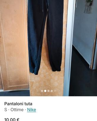 pantaloni Nike