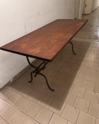 Tavolo da esterno