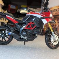 Newray, DUCATI Multistrada 1200 S Pikes Peak, 1:12