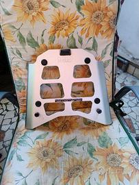 PIASTRA GIVI SRA5102 PER BMW R1200GS ADV 2006-2013