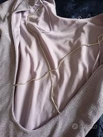 Vestito corto scollato con brillantini