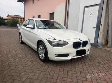 Bmw 118 5p. Sport 2015 interni pelle