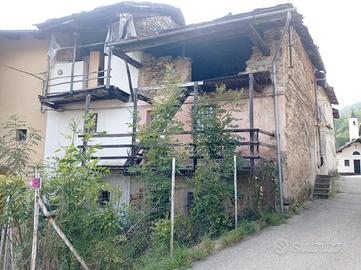 Rustico da ristrutturare