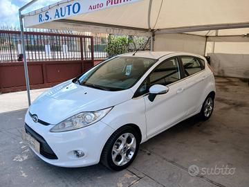 Ford Fiesta 1.2 benzina solo km71000 full 5p 09
