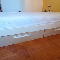 Letto singolo con rete