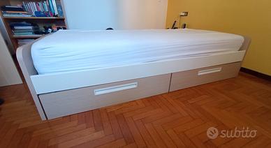 Letto singolo con rete