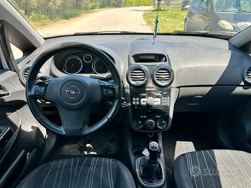 Opel corsa 4a serie