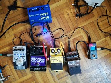 Pedali vari per chitarra, in blocco o singoli