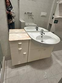 Mobile bagno con specchiera