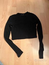 Crop top nero a maniche lunghe Zara Taglia M