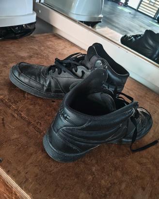 scarpa Nike nera vision numero 44