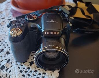 Fotocamera digitale Fujifilm finepix s2950