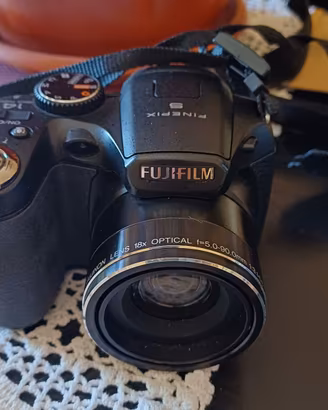 Fotocamera digitale Fujifilm finepix s2950