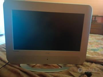 TV Innohit 26 pollici