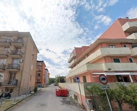 Sottomarina - grazioso trilocale + posto auto