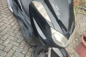 scooter Yamaha mayestj 400
