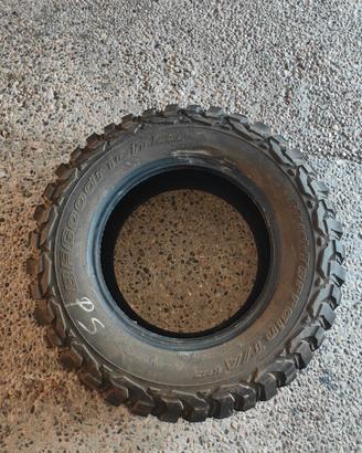 Gomme MUD BFGoodrich 235/70 R16 