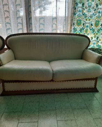 Divano più due poltrone anni 80