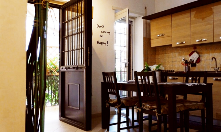 Ostia casa vacanze giardino posto auto