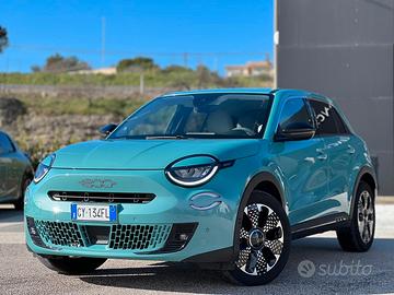 Fiat 600 Hybrid 110 CV DCT MHEV La Prima