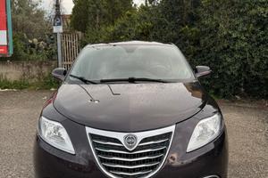Lancia Ypsilon Platinum
