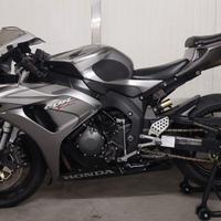 Honda cbr 1000 rr