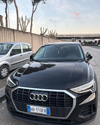 Audi Q3 2.0 tdi s-tronic