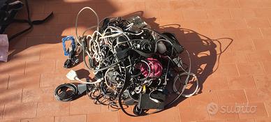 cavi vari  scart,USB,alimentatori,telefonici ecc.e