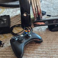 Xbox 360 Slim 250 GB + Sensore Kinect + Giochi 
