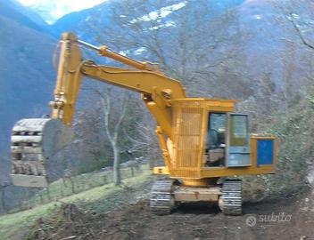 Escavatore cingolato 215 LC
