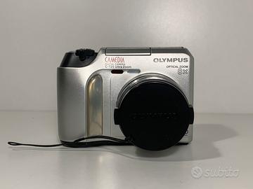 Olympus Camedia C-725 Ultra Zoom 8x