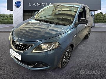 Lancia Ypsilon 1.0 FireFly 70cv Hybrid Oro