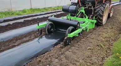 Stendi nylon telo pacciamatrice per orto campo 