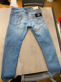 Jeans stone islans