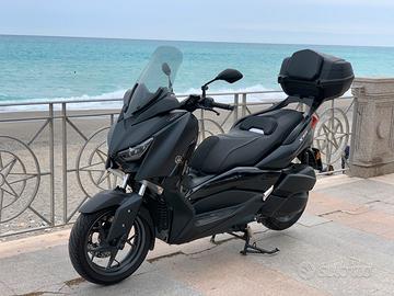 XMAX 300 IRON MAX-EDIZIONE LIMITATA -FULL OPTIONAL