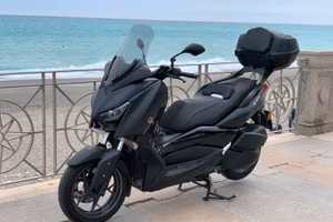 XMAX 300 IRON MAX-EDIZIONE LIMITATA -FULL OPTIONAL