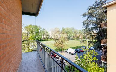 QUADRILOCALE CON GARAGE