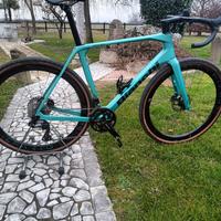 Bianchi Impulso RC Shimano GRX TG L