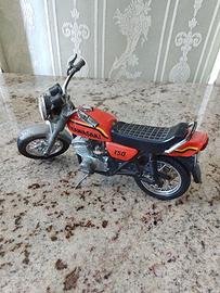 Polistil Kawasaki 750(scala 1:15)
