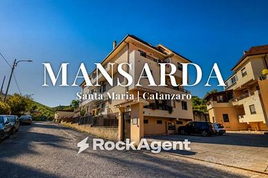 Attico / Mansarda di 119 m² con 4 locali a Catanza