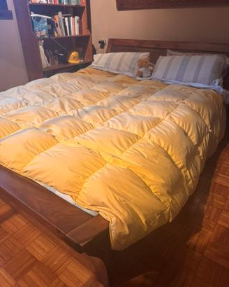 letto di legno indiano